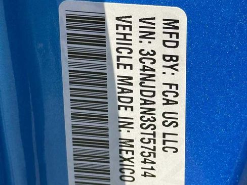 New 2025 Jeep Compass Sport image 32