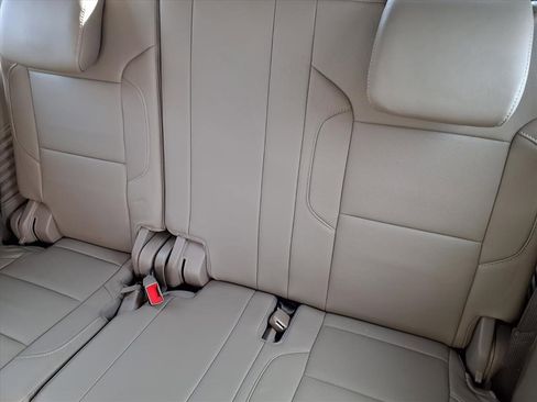 Used 2018 GMC Yukon SLT image 8