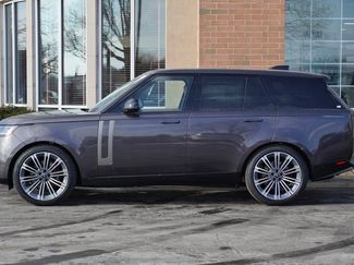 New 2025 Land Rover Range Rover SE video 2