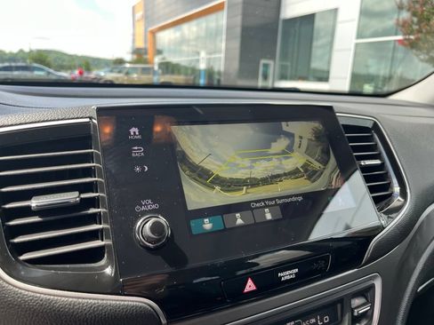 Used 2022 Honda Pilot Special Edition image 11