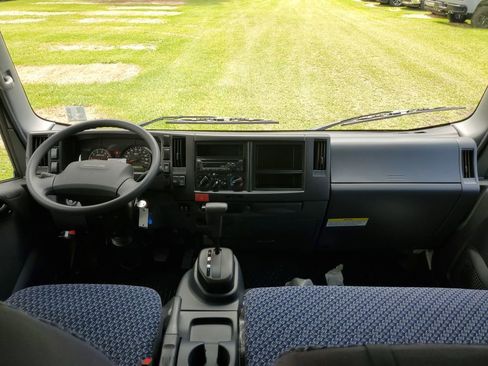 New 2025 Chevrolet Low Cab Forward image 10