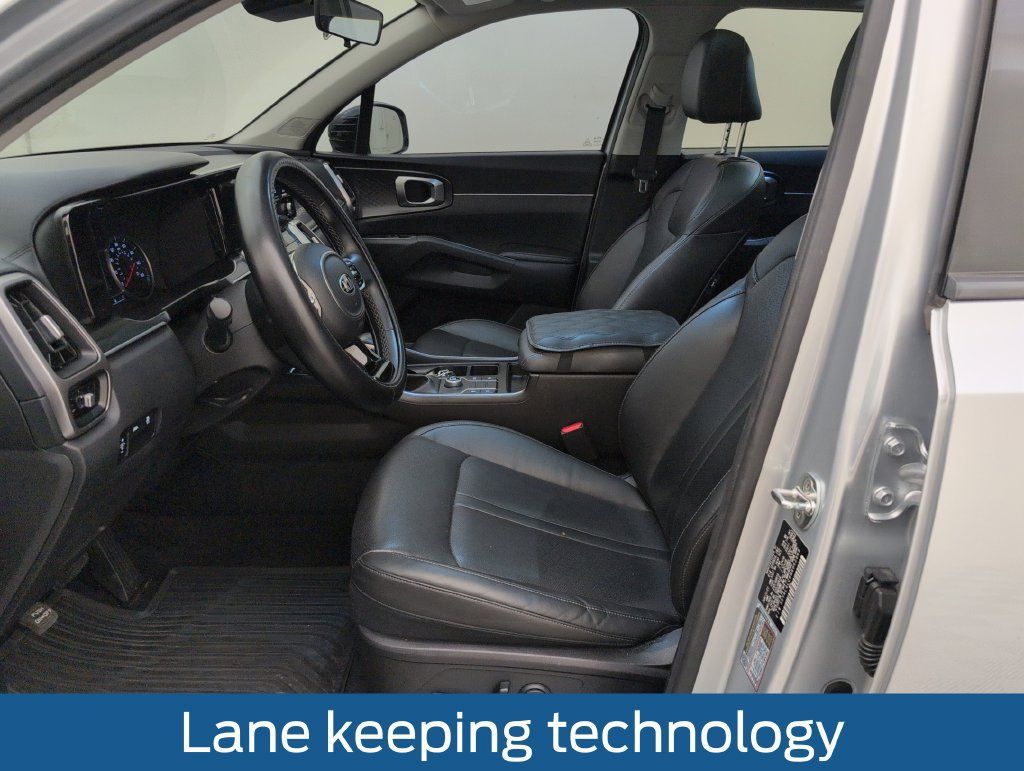 Used 2021 Kia Sorento S w/ Panoramic Sunroof Package FWD image 4