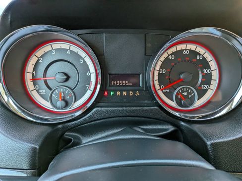Used 2012 Dodge Grand Caravan SE FWD image 47
