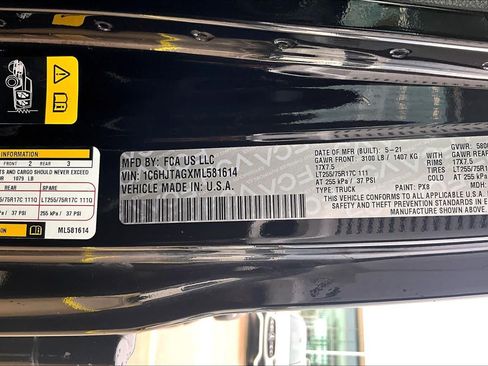 Used 2021 Jeep Gladiator Sport AWD/4WD image 29