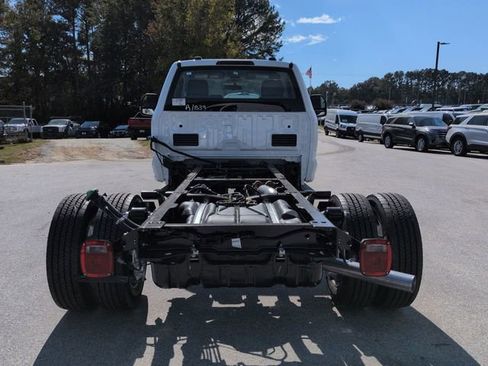 New 2026 Ford F550 XL image 5