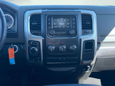 Used 2019 RAM 1500 Classic SLT AWD/4WD image 20