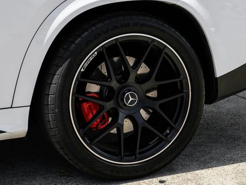 Used 2024 Mercedes-Benz GLE 63 AMG S w/ Driver Assistance Package image 52