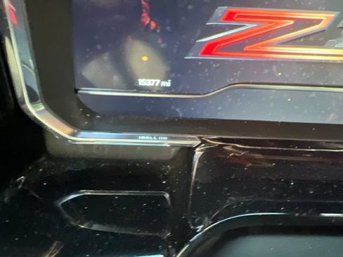 Used 2025 Chevrolet Silverado 1500 RST AWD/4WD image 2