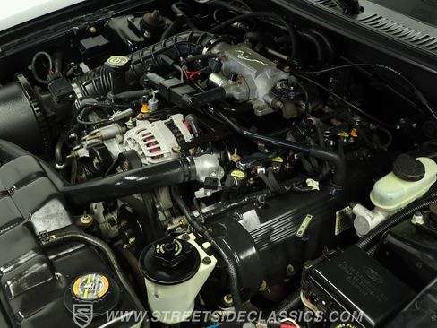 Used 2000 Ford Mustang GT RWD image 31