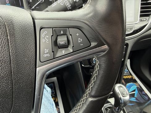 Used 2019 Buick Encore Preferred image 19