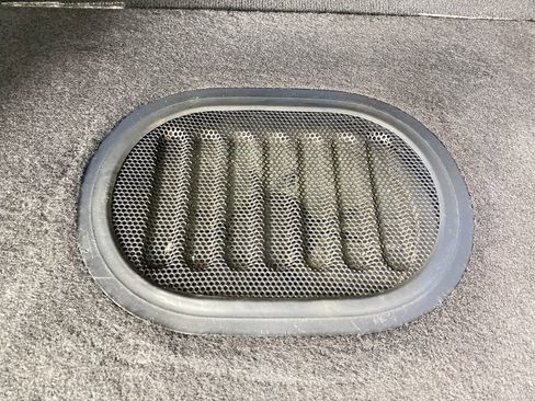 Used 2015 Jeep Wrangler Unlimited Sahara w/ Connectivity Group image 26