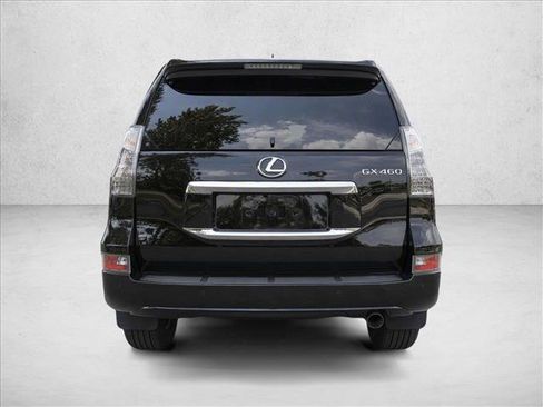 Used 2023 Lexus GX 460 Premium w/ Premium Package AWD/4WD image 6