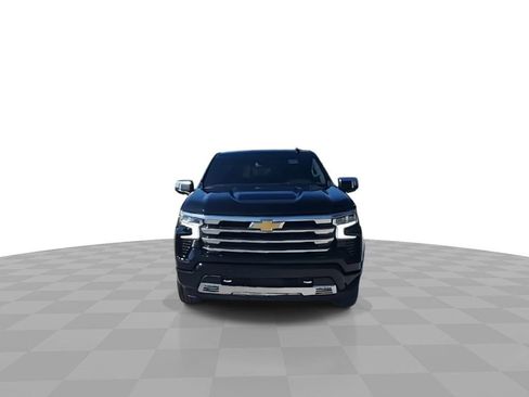 Certified 2025 Chevrolet Silverado 1500 High Country image 3