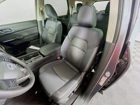 New 2026 Nissan Pathfinder SV image 13