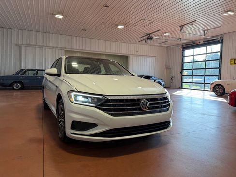 Used 2019 Volkswagen Jetta SEL FWD image 8