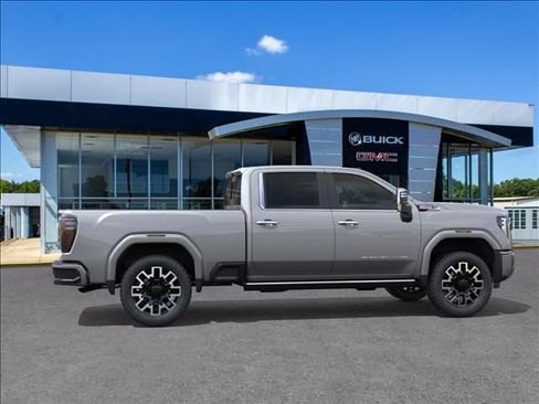 New 2026 GMC Sierra 2500 Denali w/ Denali Reserve Package AWD/4WD image 5