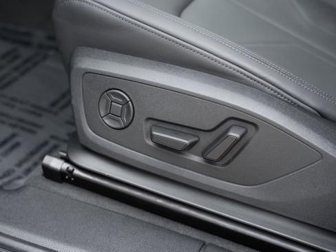 New 2025 Audi Q3 2.0T Premium image 19