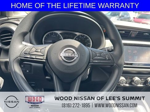 New 2025 Nissan Kicks Play S image 14