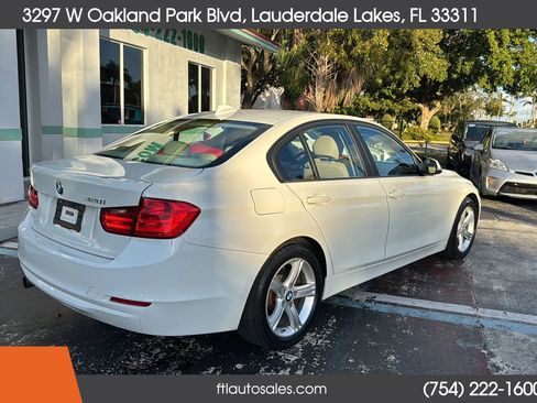 Used 2015 BMW 320i 320i Sedan 4D image 11