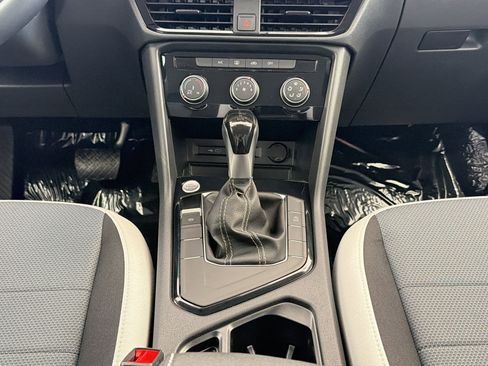 New 2026 Volkswagen Taos S FWD image 17