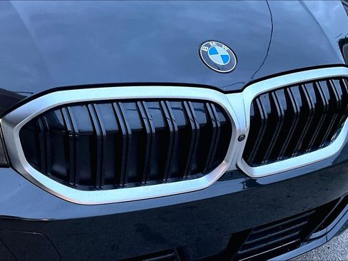 Certified 2025 BMW 330i Sedan image 29