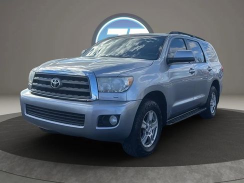 Used 2014 Toyota Sequoia SR5 image 18