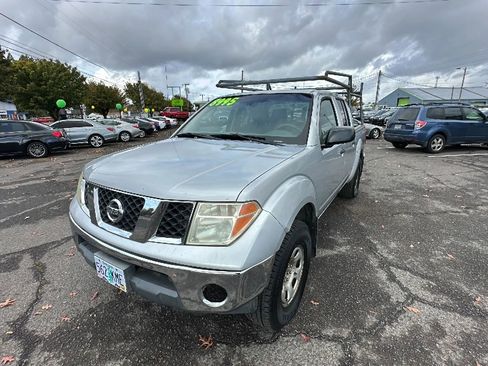 Used 2008 Nissan Frontier SE w/ Tow Hitch Pkg AWD/4WD image 8
