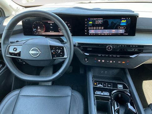 Used 2025 Nissan Murano SL AWD/4WD image 12
