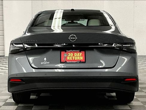 New 2026 Nissan Sentra SL w/ Floor Mat Package FWD image 4