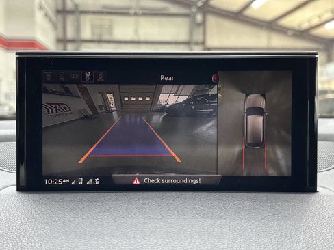 Used 2018 Audi Q7 3.0T Premium Plus w/ Premium Plus Package image 33