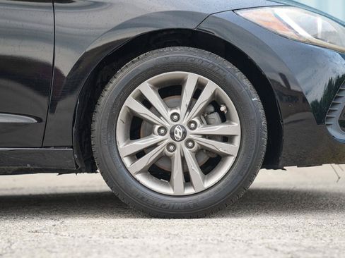 Used 2018 Hyundai Elantra SEL FWD image 8