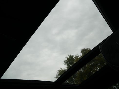 New 2026 Cadillac Lyriq Premium Luxury image 23