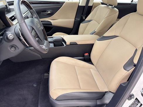Used 2020 Lexus ES 350 w/ Premium Package FWD image 5