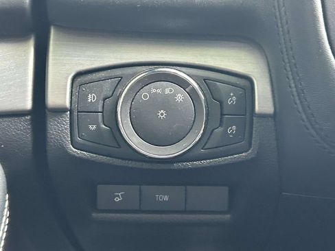 Used 2017 Ford Explorer Platinum AWD/4WD image 19