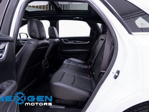 Used 2021 Cadillac XT5 Premium Luxury image 42