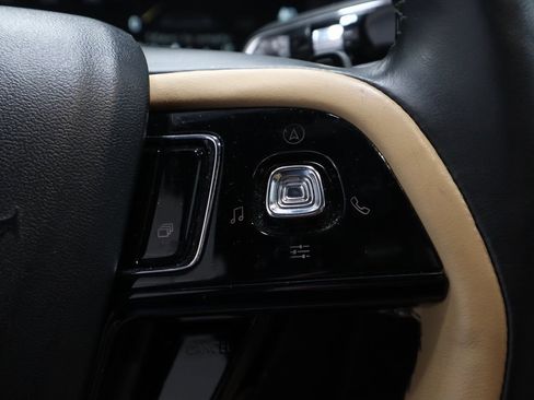 Used 2022 Lincoln Corsair Reserve w/ Equipment Group 201A image 30