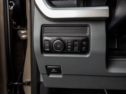 Used 2026 Ford F350 XLT w/ 360-Degree Camera Package image 22