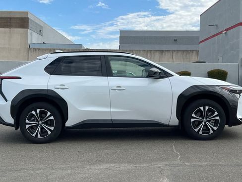 Certified 2024 Toyota bZ4X AWD w/ Weather Package image 6