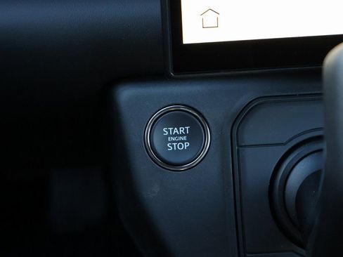 New 2026 Land Rover Defender 110 X-Dynamic SE AWD/4WD image 26