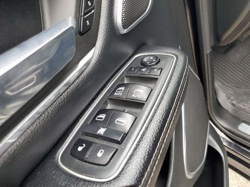 Used 2021 RAM 1500 Laramie RWD image 17