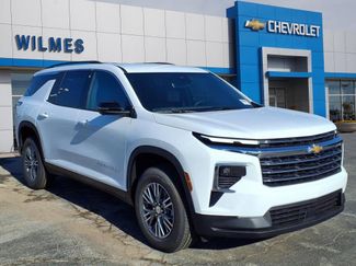 New 2026 Chevrolet Traverse LT image 1