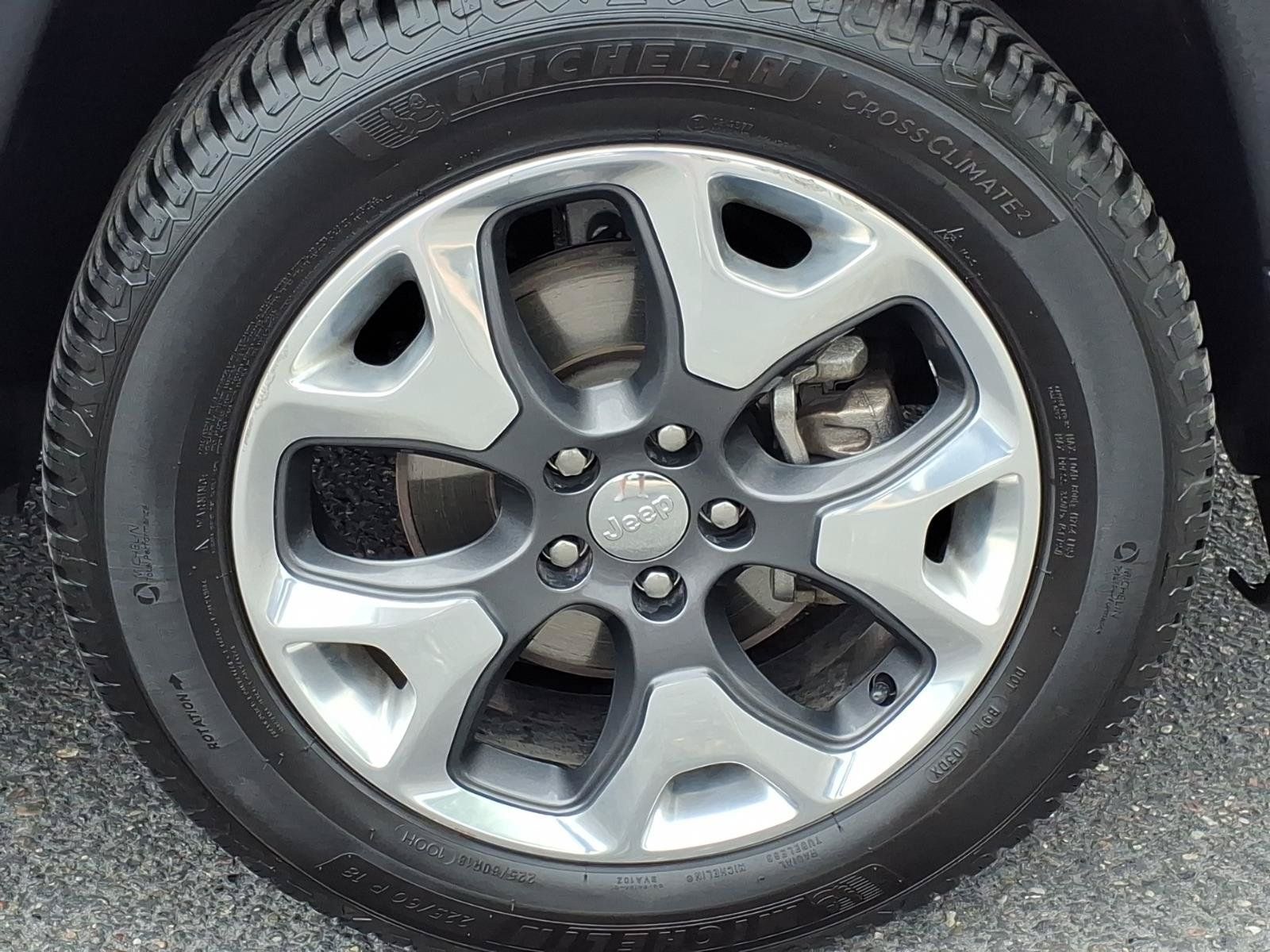 Used 2019 Jeep Compass Limited AWD/4WD image 9