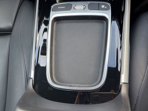 Used 2024 Mercedes-Benz GLB 250 image 27