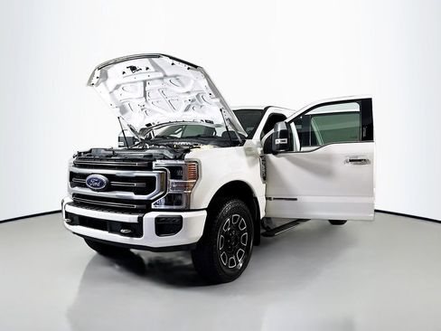 Used 2022 Ford F350 Platinum AWD/4WD image 32