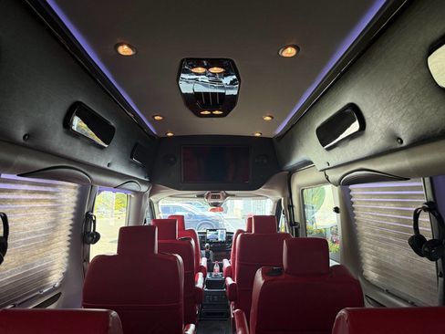 Used 2023 Ford Transit 250 148 High Roof Extended AWD image 36