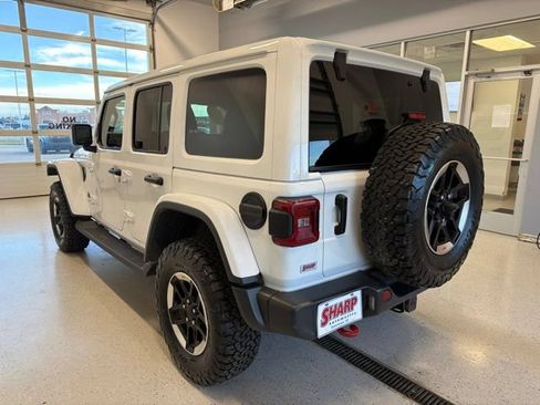 Used 2021 Jeep Wrangler Unlimited Rubicon AWD/4WD image 8