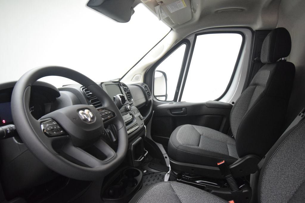 New 2026 RAM ProMaster 2500 w/ Convenience Group FWD image 33