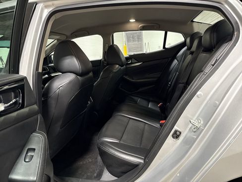 Used 2020 Nissan Maxima 3.5 SV w/ Floor Mat Group FWD image 23