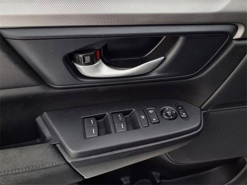Used 2020 Honda CR-V LX image 12