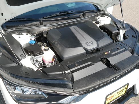 Certified 2023 Kia EV6 GT-Line AWD/4WD image 36